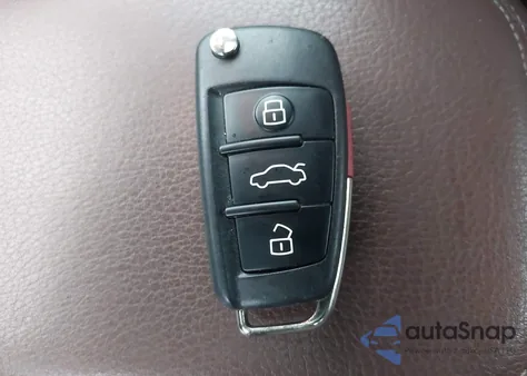 2016 Audi A3 2.0T Premium z USA, uszkodzony, nr VIN WAUB8GFFXG1026760